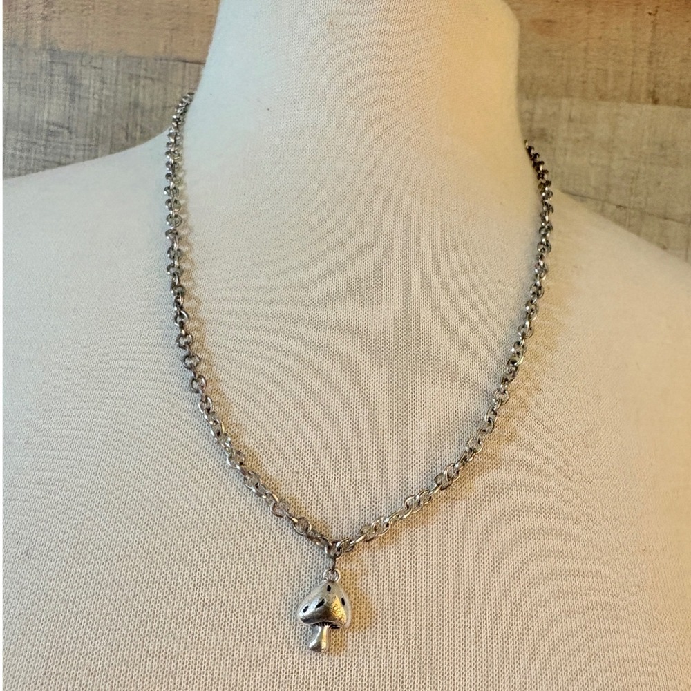 Claires Silver Tone Mushroom Pendant Necklace Adjustable Cable Chain